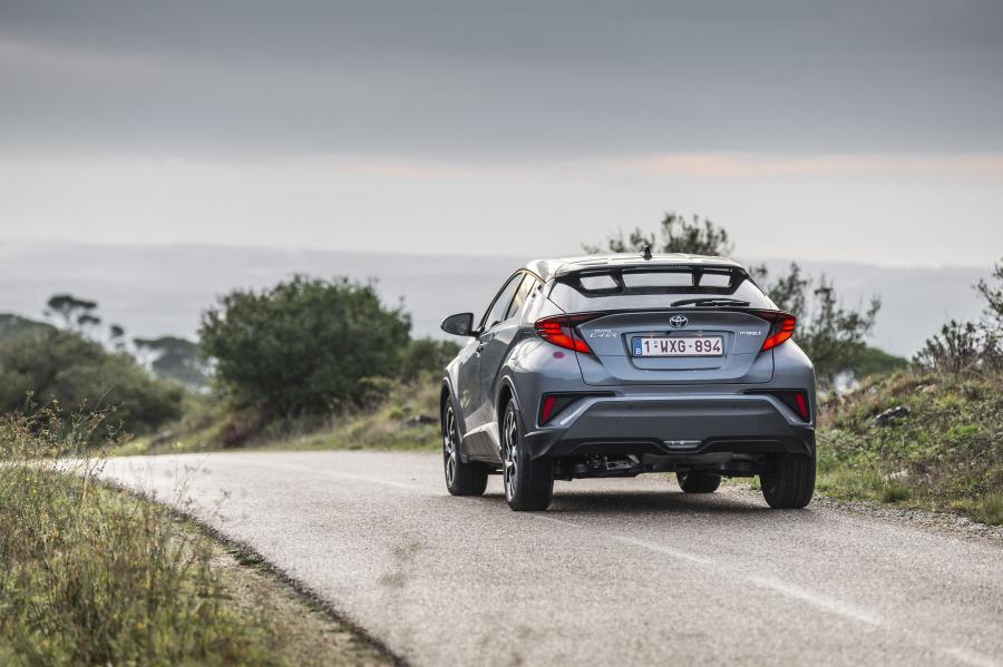  Toyota C-HR Hybrid 2019 года  (WW) (фото 161 из 174)